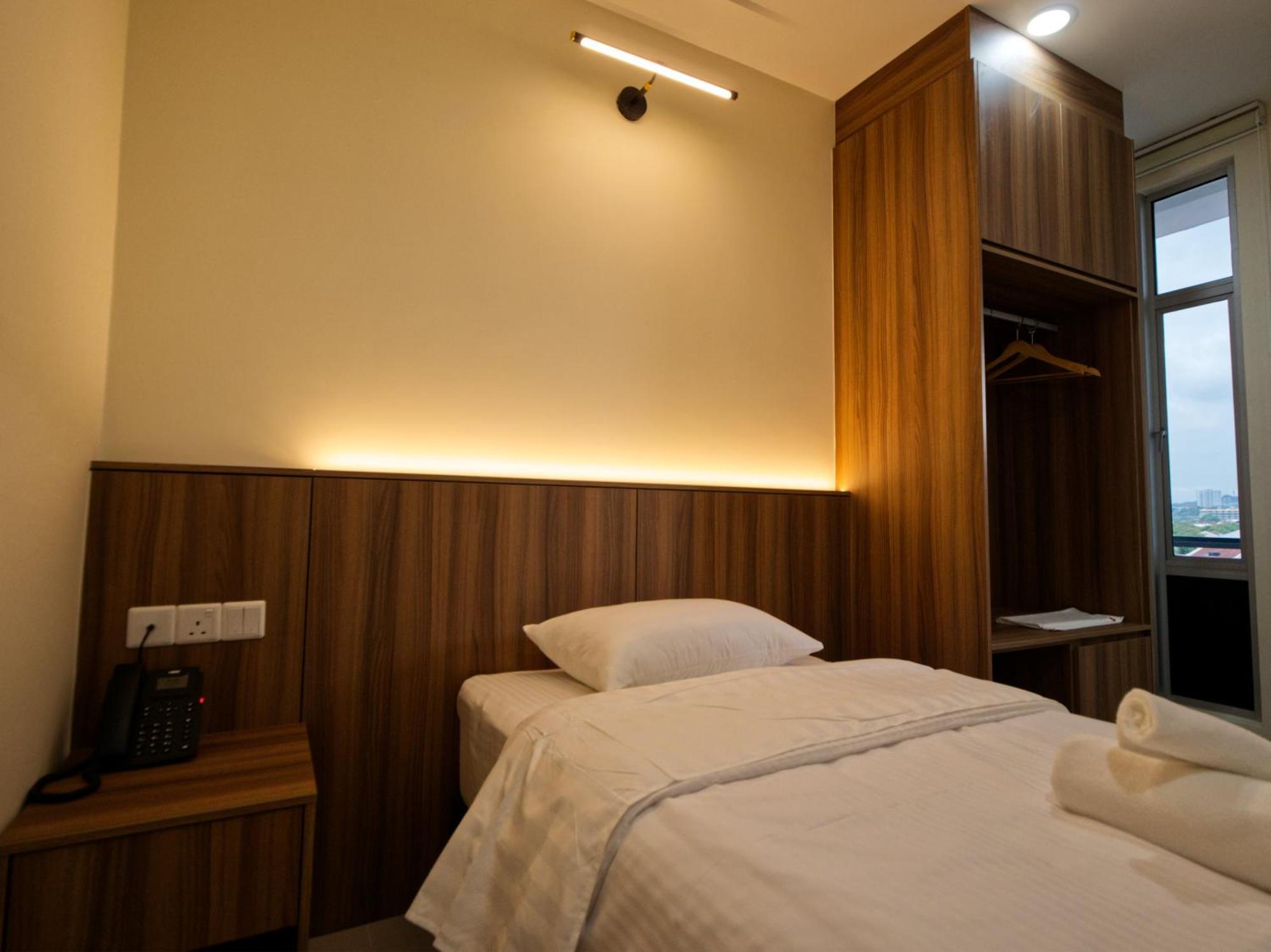Weiss Hotels Kepong Baru Kampong Jawa Tengah Exterior photo