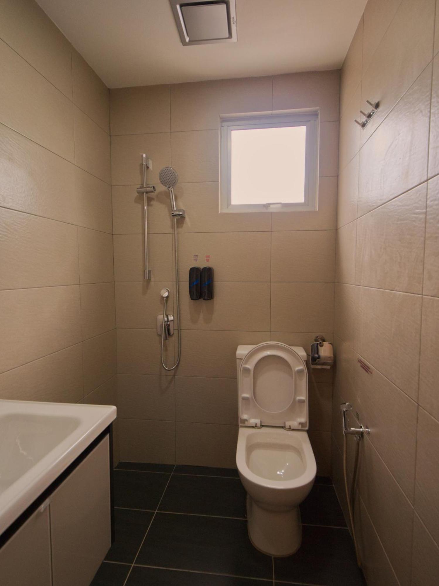 Weiss Hotels Kepong Baru Kampong Jawa Tengah Room photo