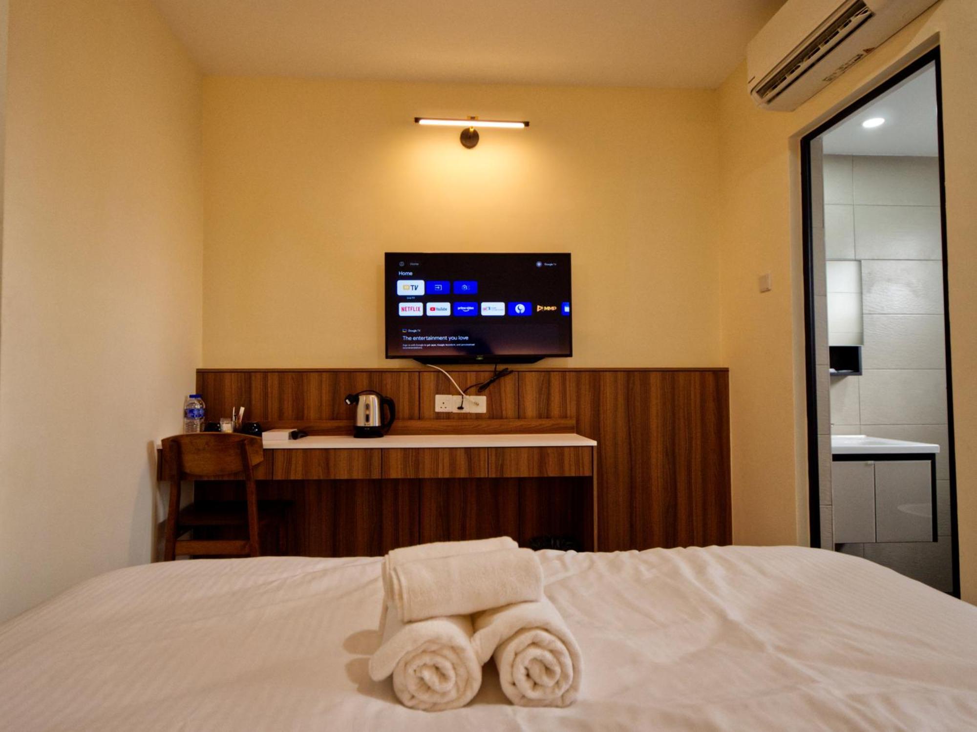 Weiss Hotels Kepong Baru Kampong Jawa Tengah Room photo